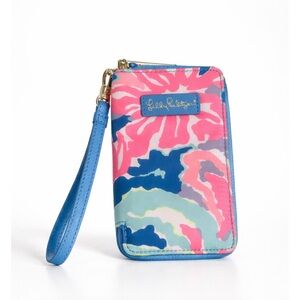 Lilly Pulitzer Tiki Palm Phone Case Wristlet Wallet in Playa Hermosa